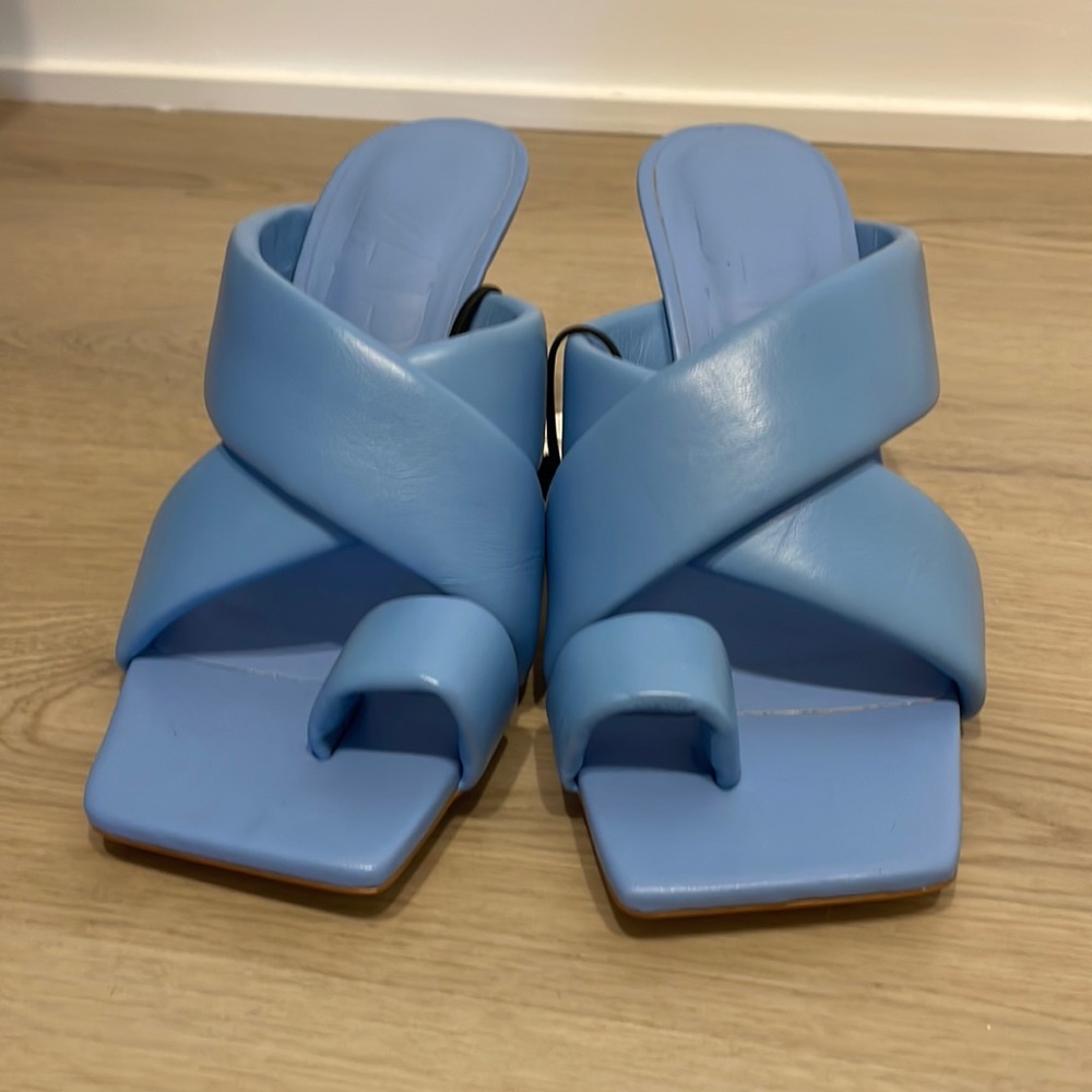 NWT Zara heeled sandals